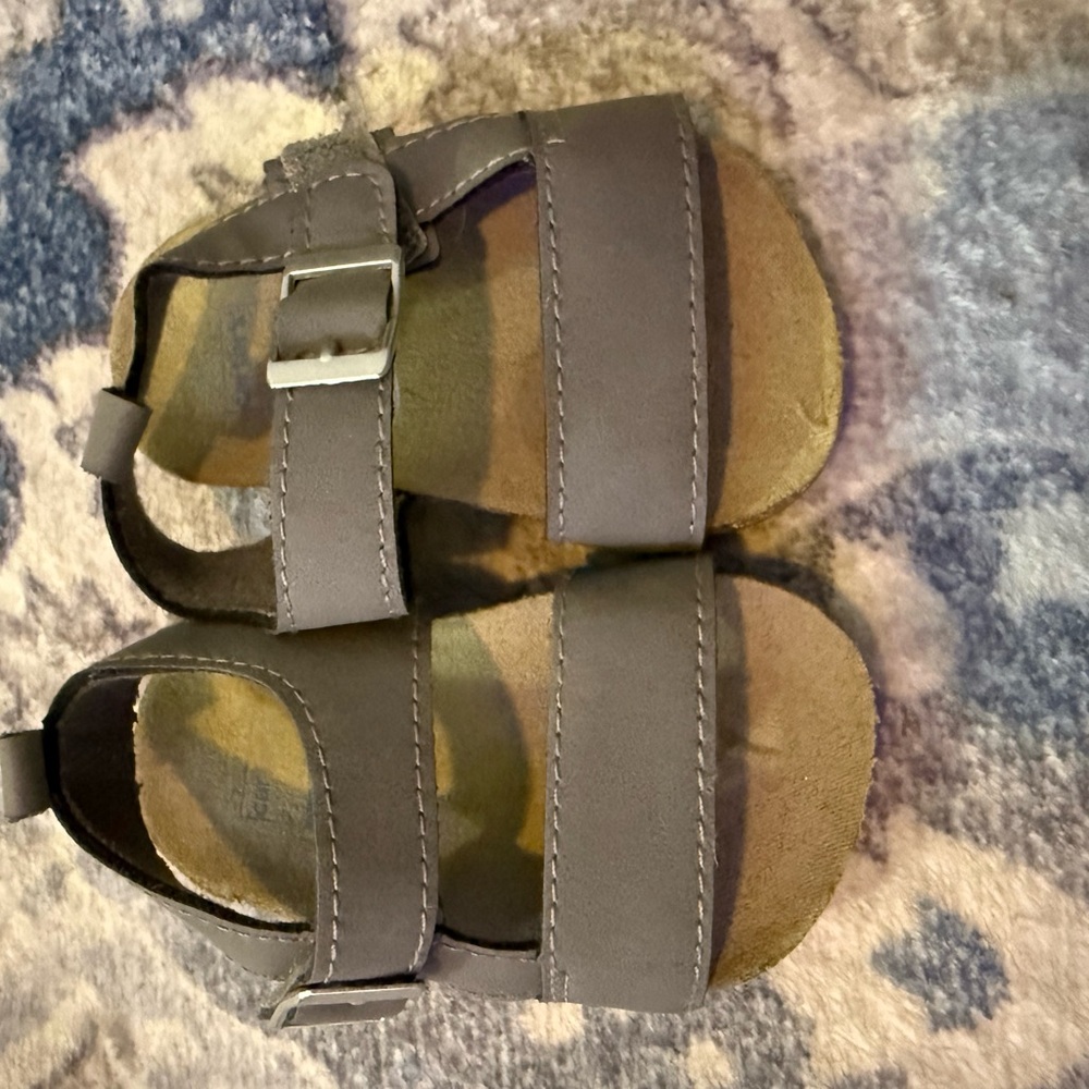 Carter's Gray Sandals Comfortable Flip Flops